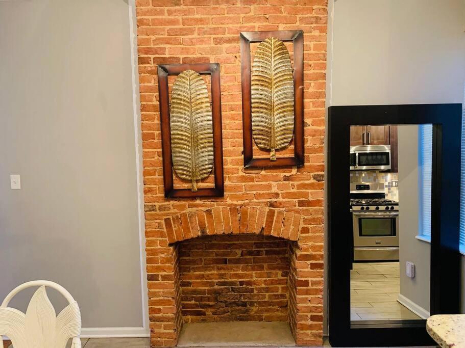 Upscale 2Bd/1.5Ba Townhome Mins To Jhh & Downtown Baltimore Exterior photo